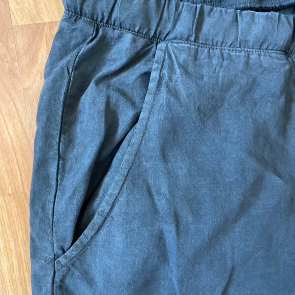 Cloth & Stone Green‎ pants - Picture 3 of 5